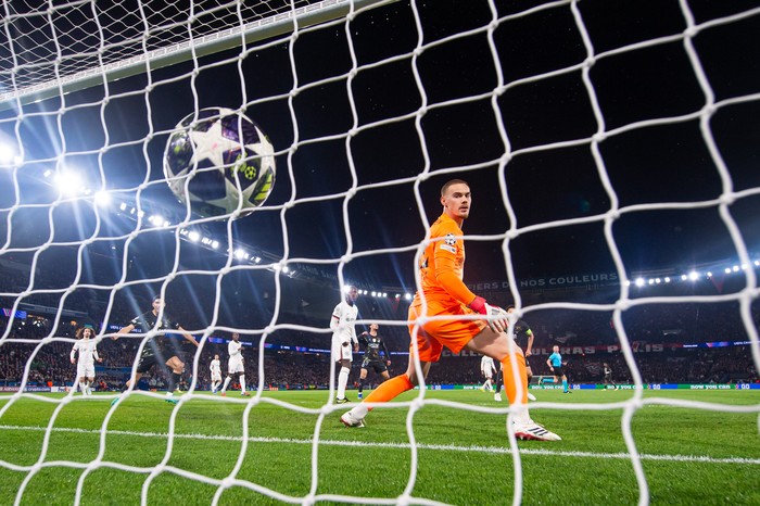 PSG Kalahkan Chelsea 5-2 Leg Pertama 16 Besar Liga Champions