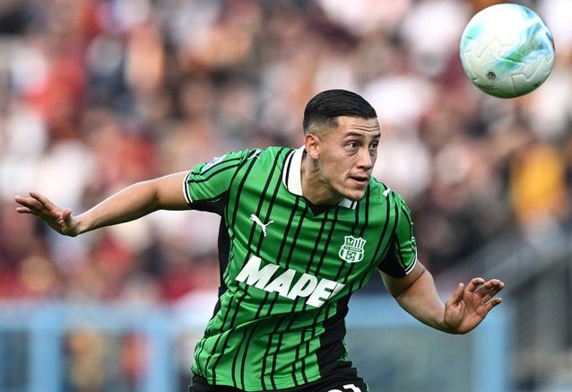 Jay Idzes Tampil Perkasa, Sassuolo Kalahkan Como 2-1