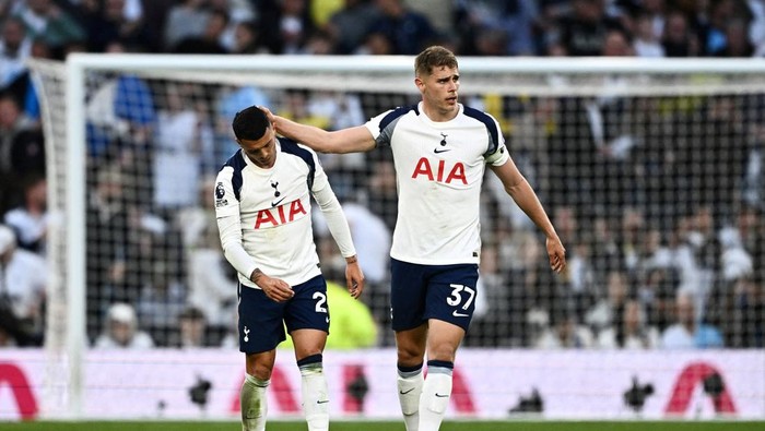 Tottenham Hotspur di Ambang Degradasi Strategi Premier League