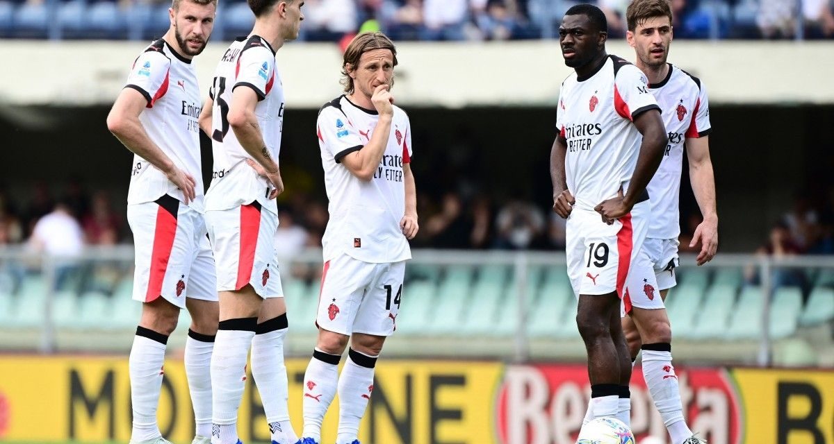 AC Milan Terancam Revolusi Besar, Krisis Internal Performa Buruk