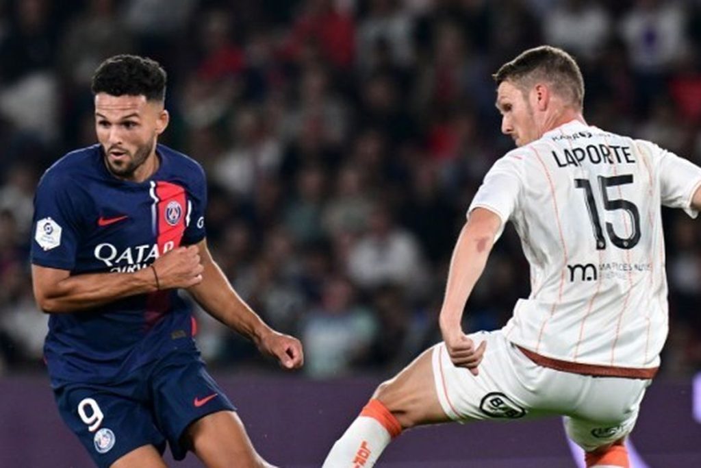 Goncalo Ramos menjadi target utama AC Milan pada bursa transfer musim panas setelah Rossoneri mengajukan tawaran resmi kepada PSG.