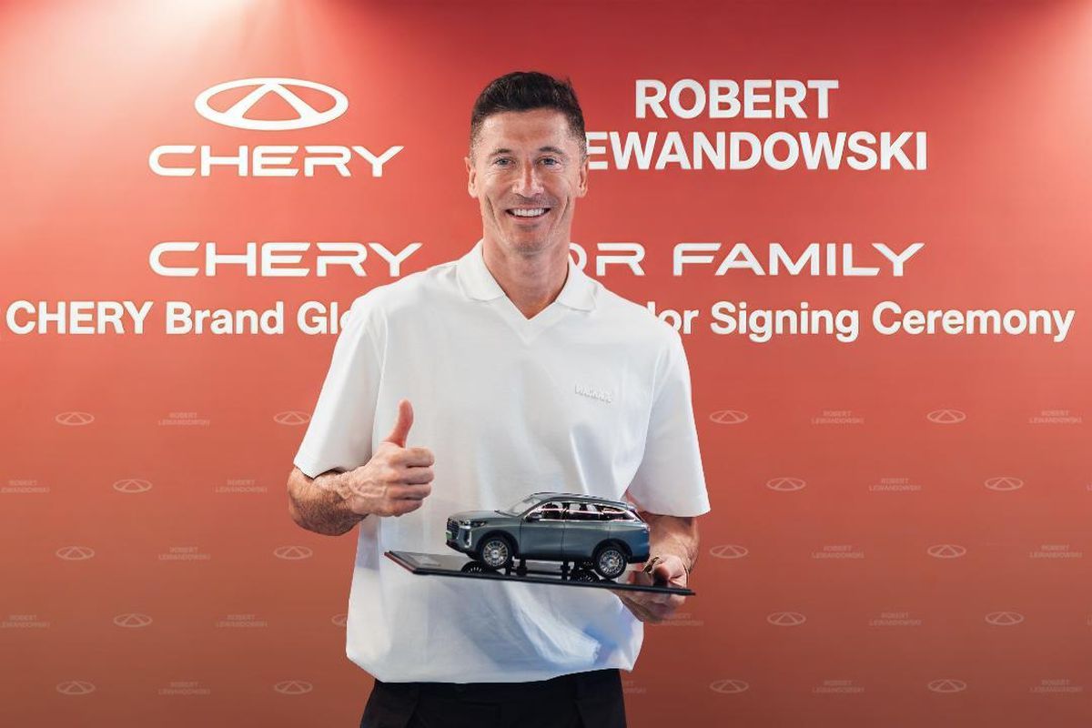 Debut Robert Lewandowski