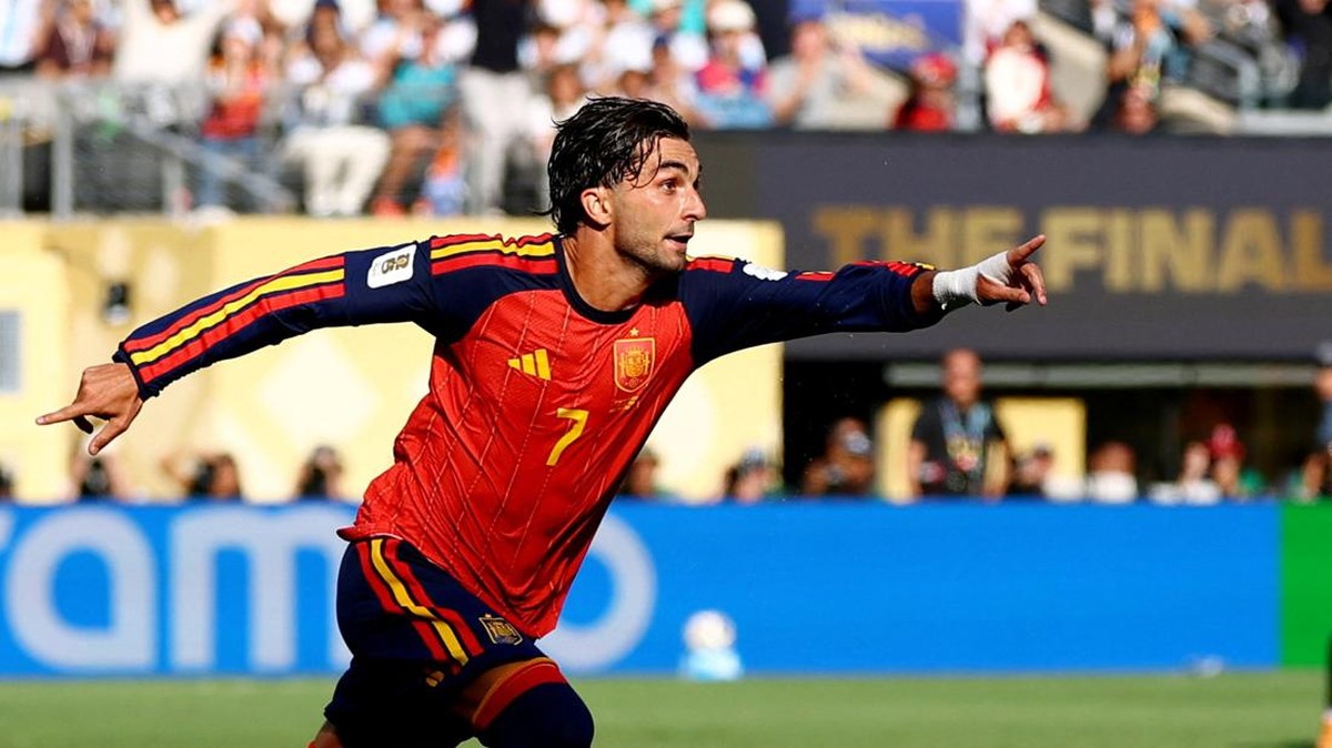 Ferran Torres merayakan gol penentu kemenangan Spanyol saat mengalahkan Argentina di final Piala Dunia 2026.