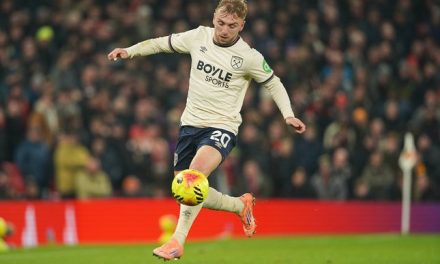 Jarrod Bowen Pilih Bertahan, Manchester United dan Liverpool Gagal Merekrutnya