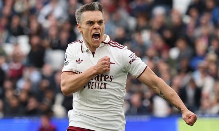 Resmi! Arsenal Lepas Trossard ke Besiktas, Siap Cari Pengganti