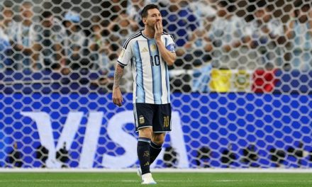 Meski Lolos, Lionel Messi Pecahkan Rekor yang Tak Diinginkan
