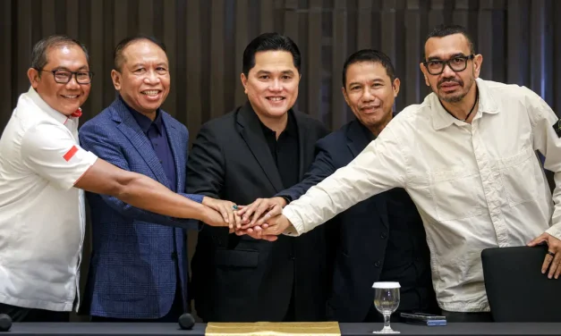 Erick Thohir Sebut Sepak Bola Indonesia Bangkit, Target Besar Menuju 2030
