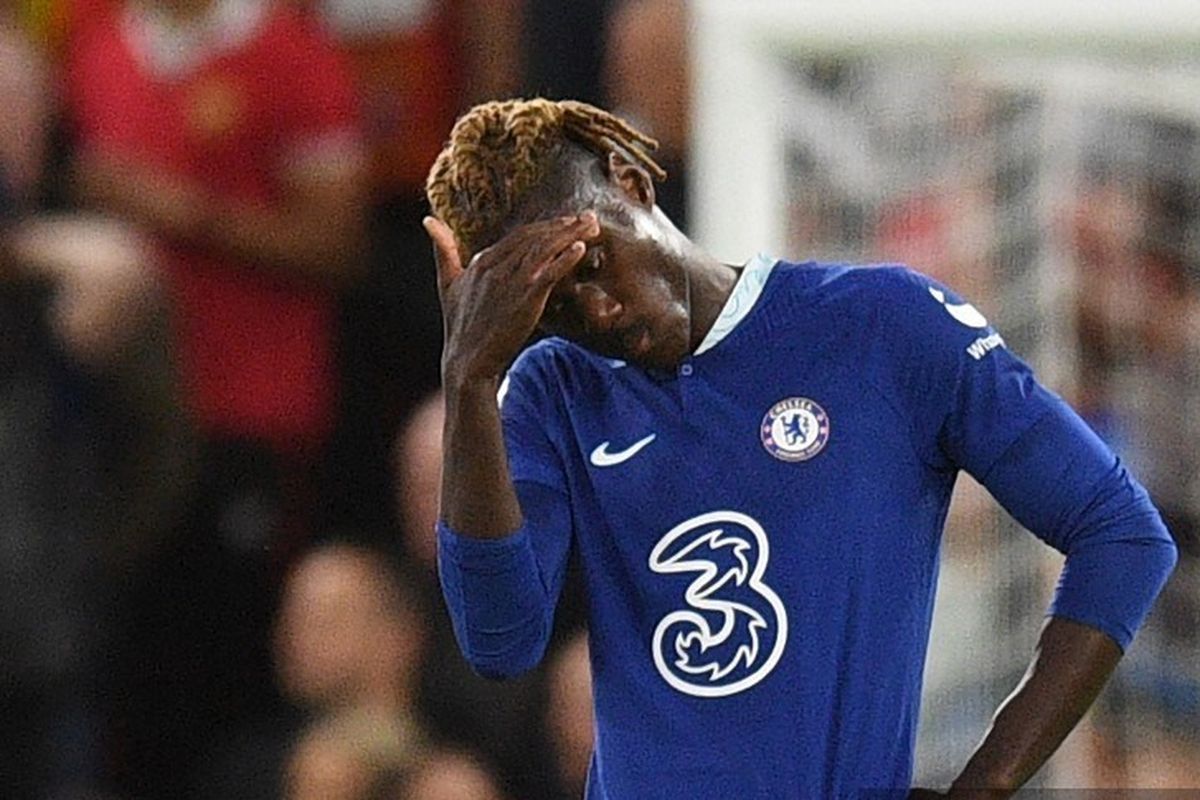 Como 1907 Datangkan Trevoh Chalobah