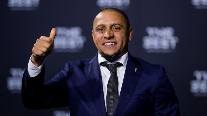 Roberto Carlos masuk Islam
