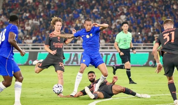 Joao Pedro Bersinar, Chelsea Hajar AC Milan 3-0 di Jakarta