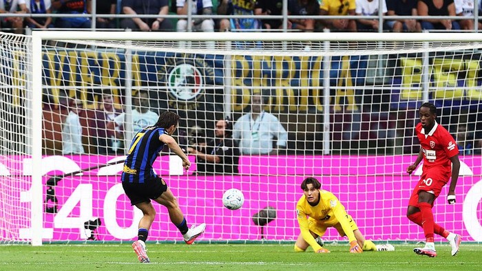 Piotr Zielinski Jadi Sorotan Usai Cetak Gol Penting di Laga Pembuka Serie A