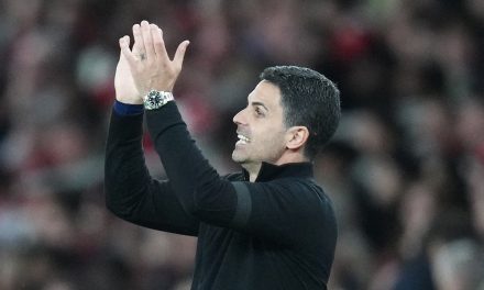 Mikel Arteta Tegaskan Arsenal Bidik Trofi Community Shield 2026