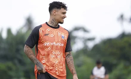 Shin Tae-yong Ungkap Alasan Shayne Pattynama Absen dari Skuad Persija