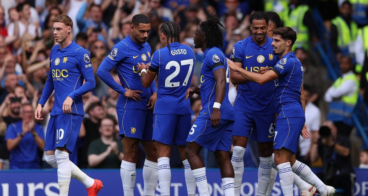 Ashley Young Soroti Taktik Xabi Alonso Usai Chelsea Takluk dari Arsenal