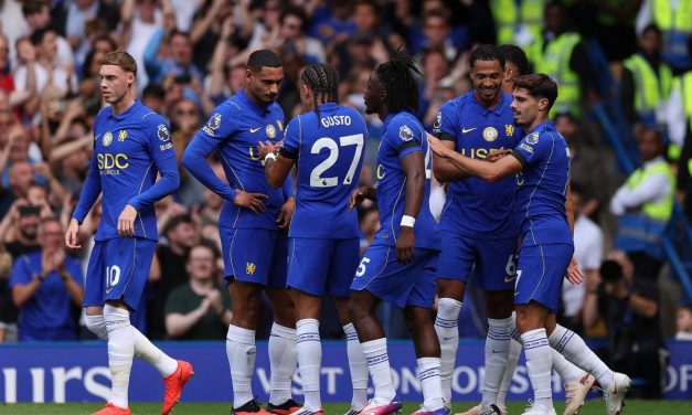 Ashley Young Soroti Taktik Xabi Alonso Usai Chelsea Takluk dari Arsenal